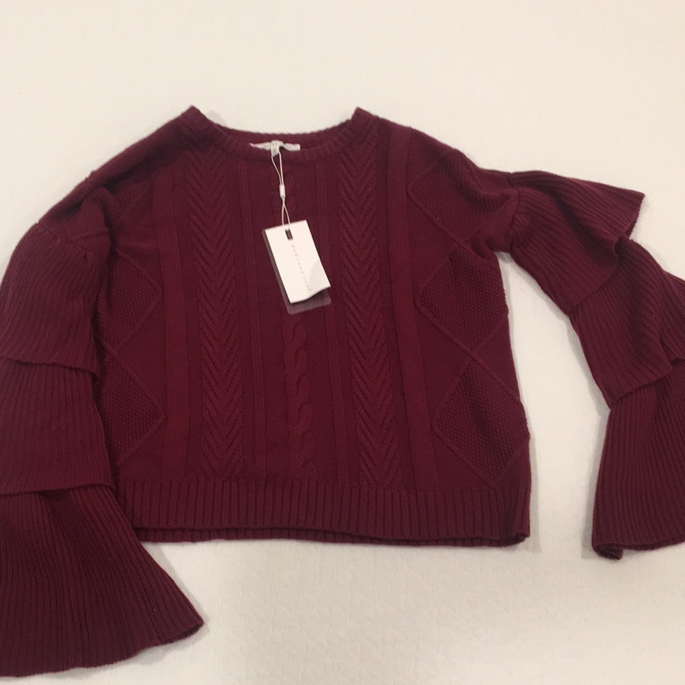 Flare sleeve sweater